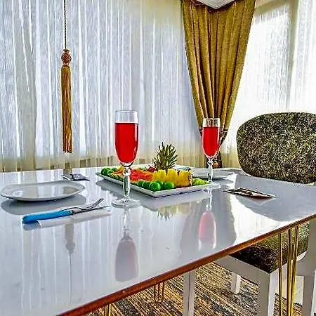 Loca Life 3* Istanbul