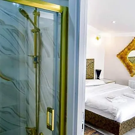 Loca Life Hotel Istanbul