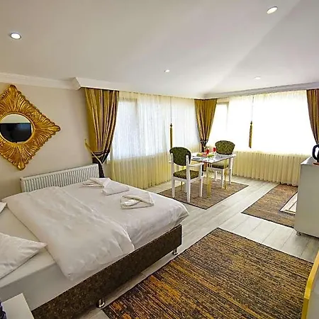 Loca Life 3* Istanbul